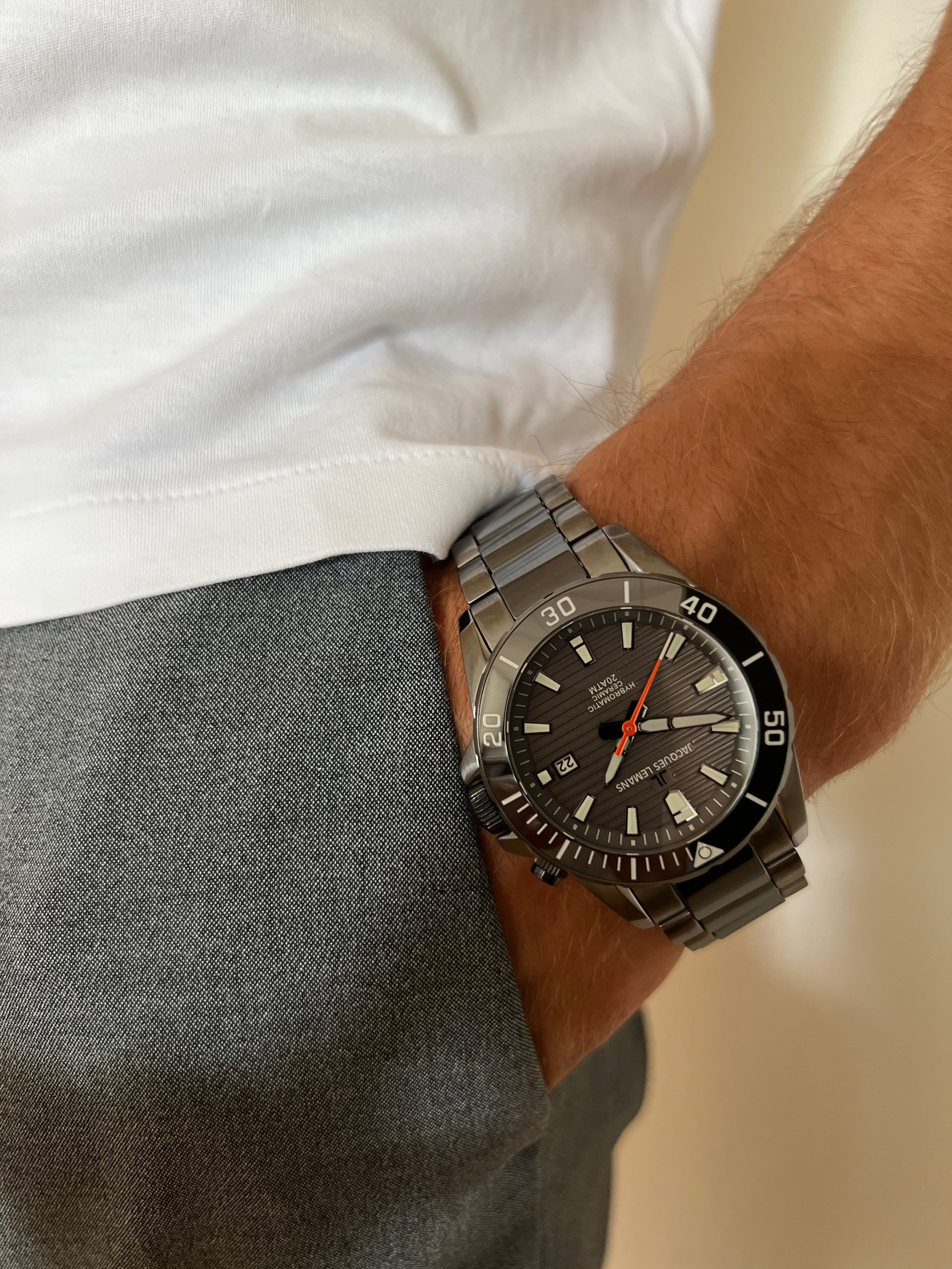 שעון יד לגבר JACQUES LEMANS HYBROMATIC LIMITED EDITION 1-2222A
