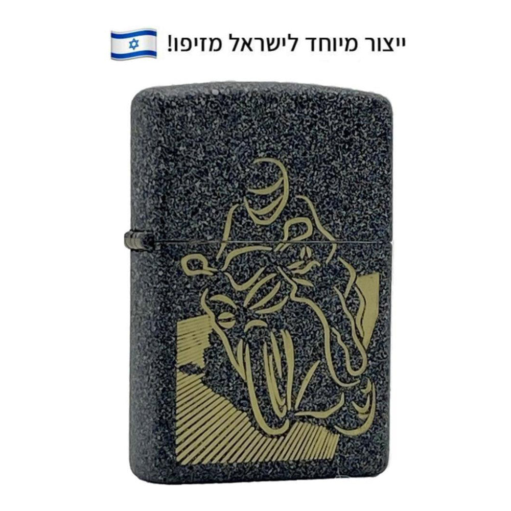 מצית זיפו אופנוען בתנועה – ייצור מיוחד לישראל