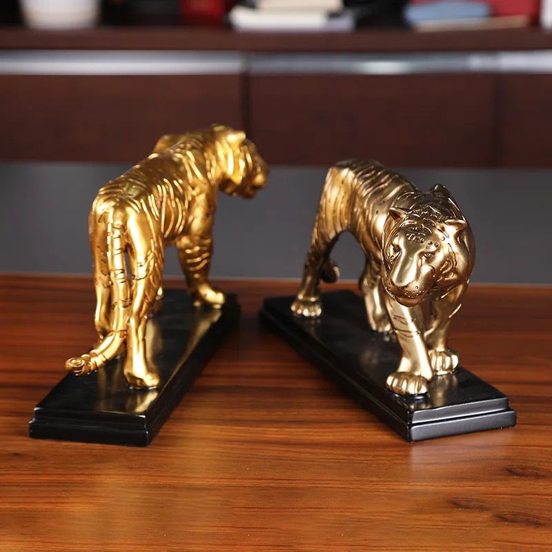 GOLDEN TIGER פסל טיגריס יוקרתי מוזהב